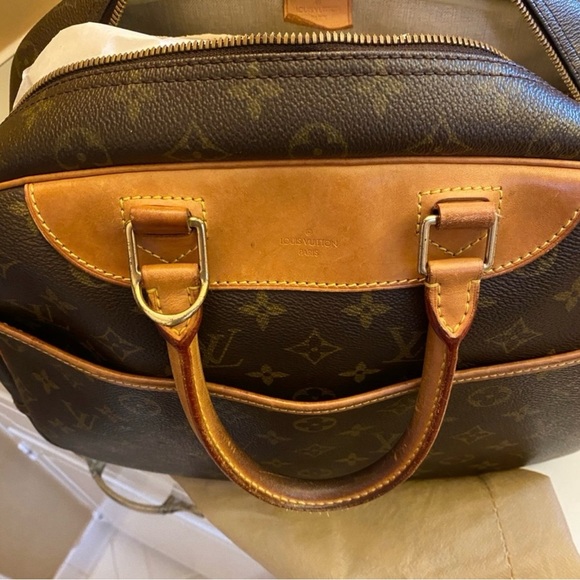 AUTHENTIC LOUIS VUITTON DEAUVILLE BAG - Picture 1 of 11